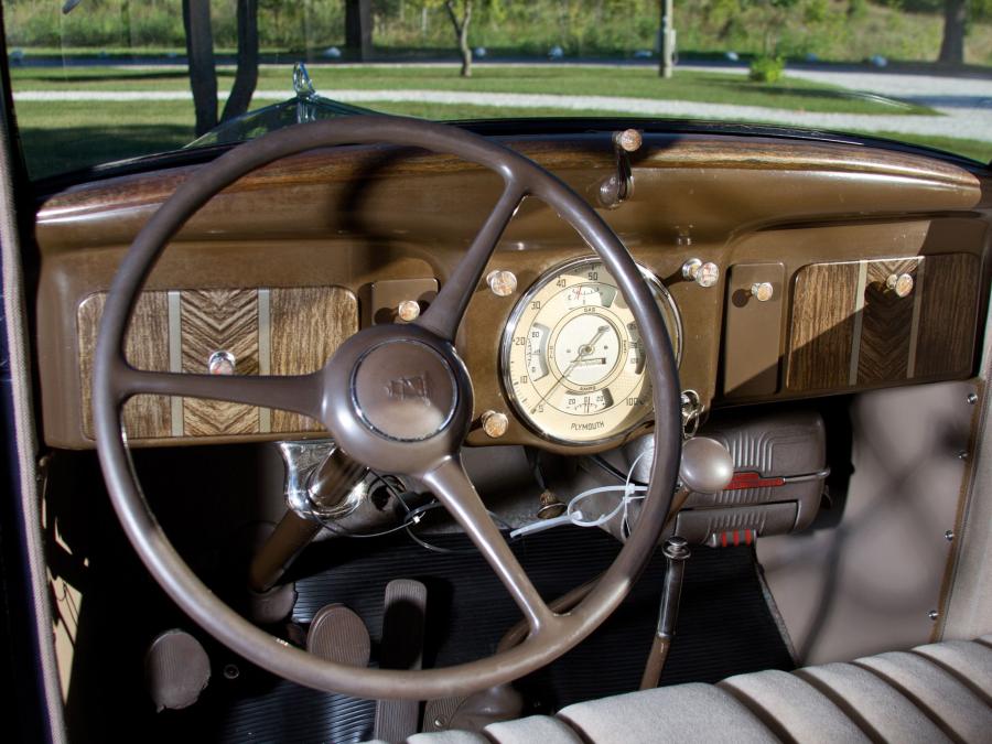  Plymouth DeLuxe Touring Sedan 1936 года  (фото 7 из 10)